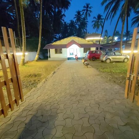 Hotel Seafront Murud  Exterior photo