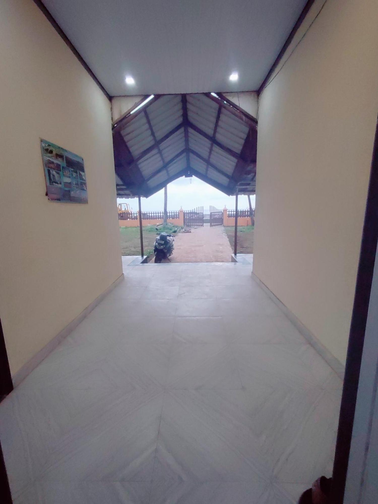 Hotel Seafront Murud  Exterior photo